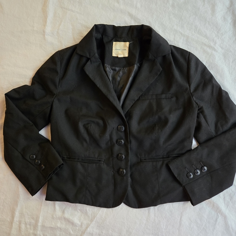 Silence + Noise Urban Outfitters Black Cropped Button Up Blazer